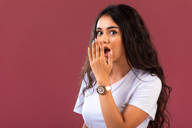 First Herpes Outbreak in Females: Symptoms and Treatment Tips